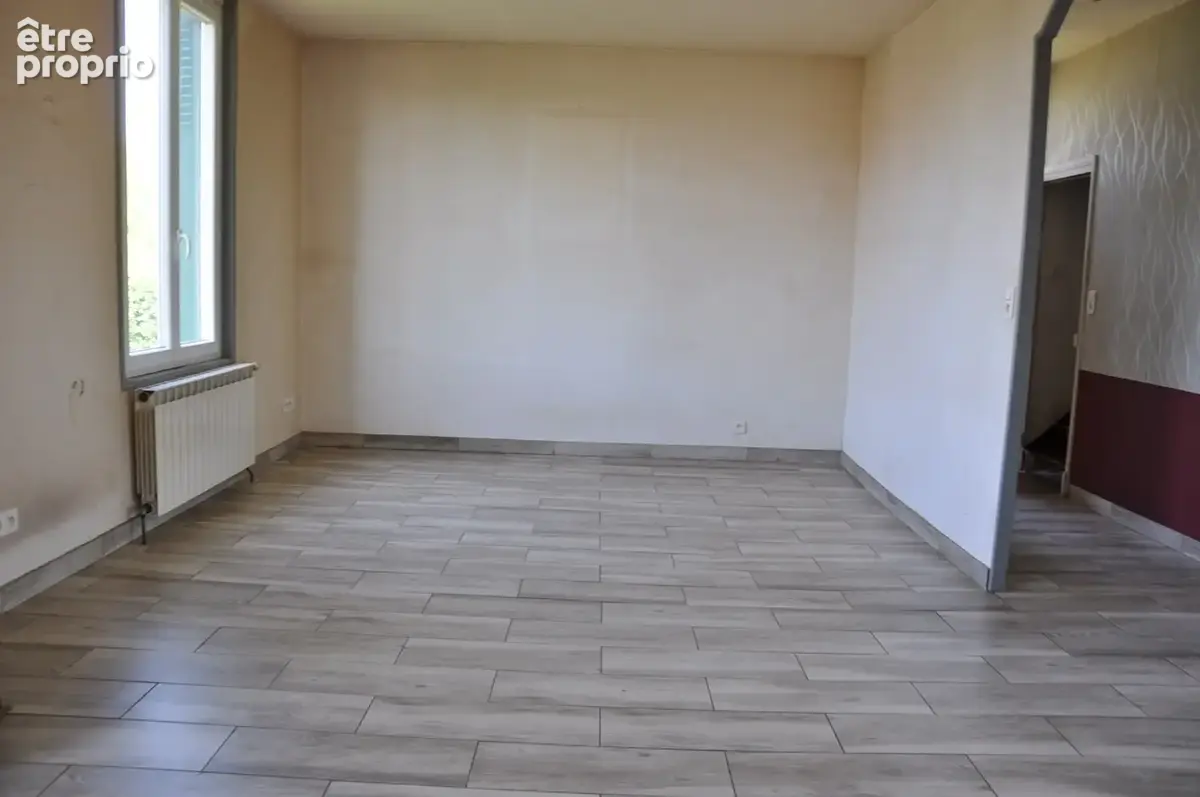 Belle maison des années 30, proche des commodités, terrain de 2120 m2 - photo 4