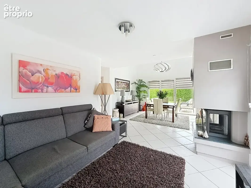 Maison familiale T5 de 190 m² avec jardin arboré, vue Salève & Jura COLLONGES SOUS SALEVE (74) - photo 5