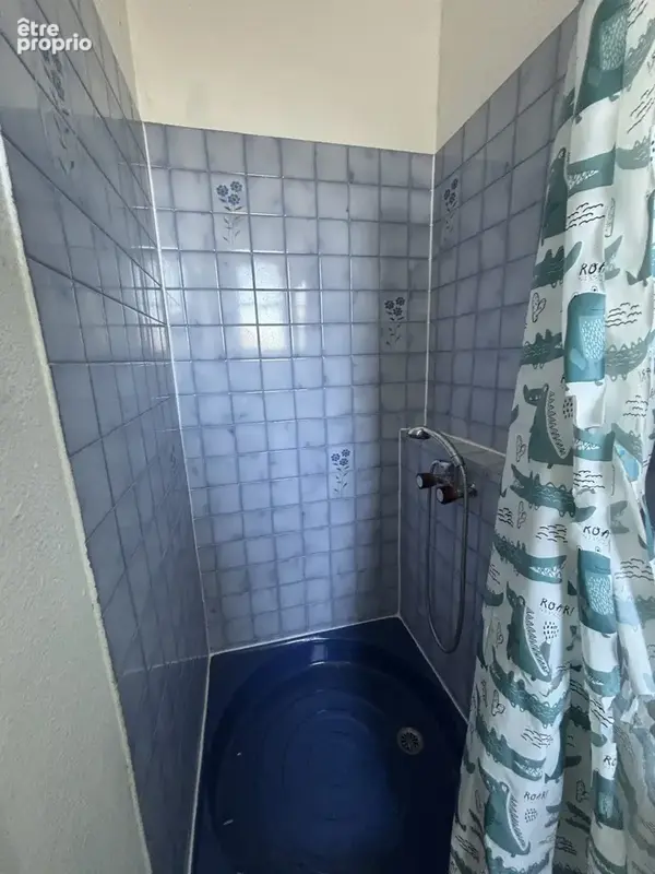 Appartement 39 m² à Aubenas  - photo 8
