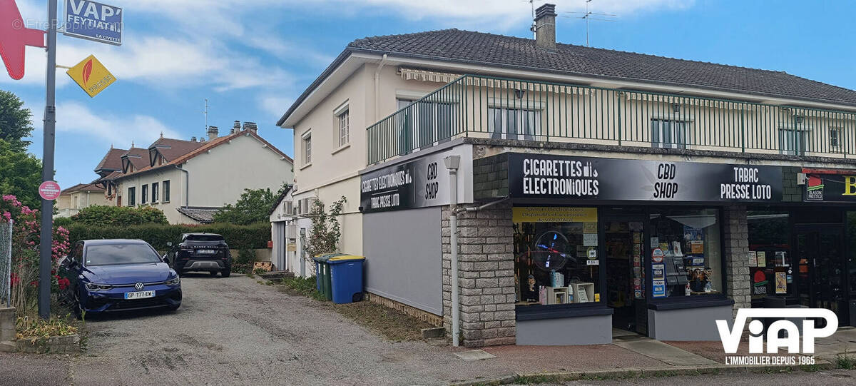 Commerce à FEYTIAT