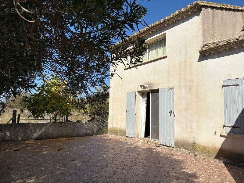 Maison à SAINT-LAURENT-D&#039;AIGOUZE