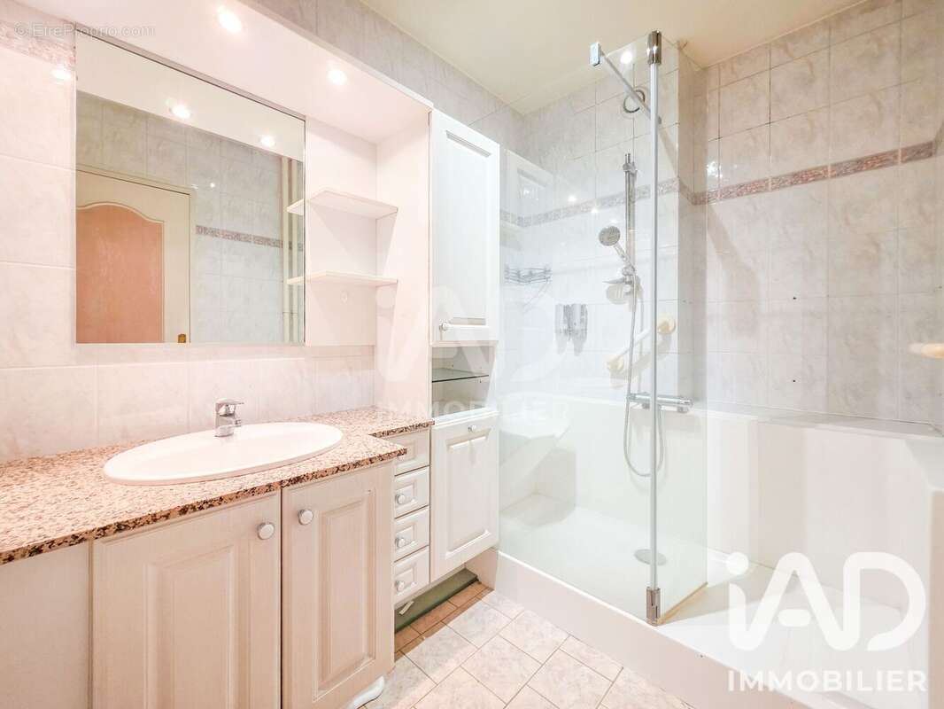Appartement 61 m² à Creteil  - photo 5