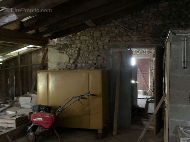 Maison à SAINT-THOMAS-DE-CONAC