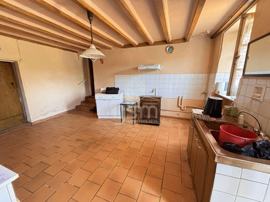 Maison 238 m² à Sainte-Maure-De-Touraine  - photo 2