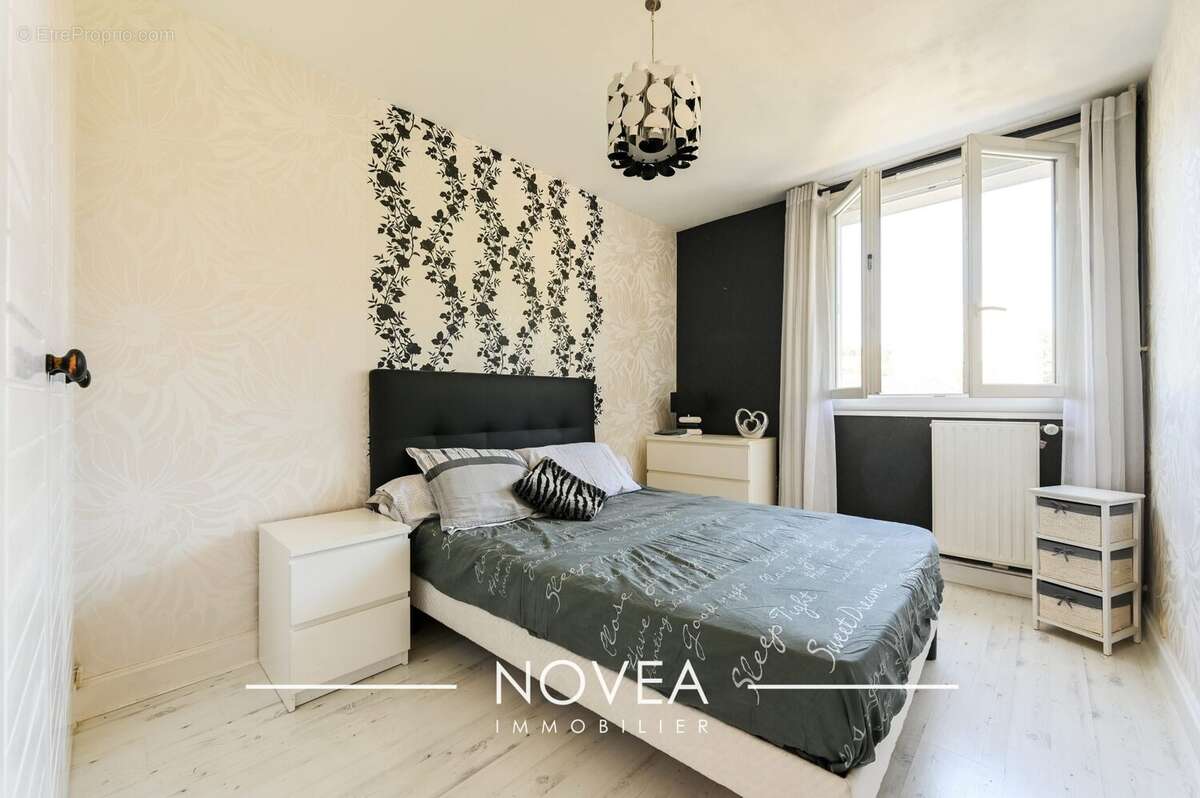 Appartement 81 m² à Oullins  - photo 9