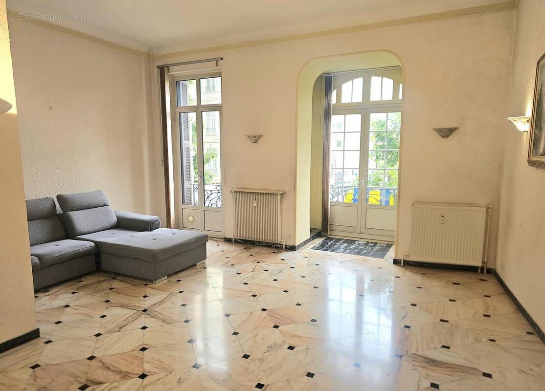 Appartement à NICE
