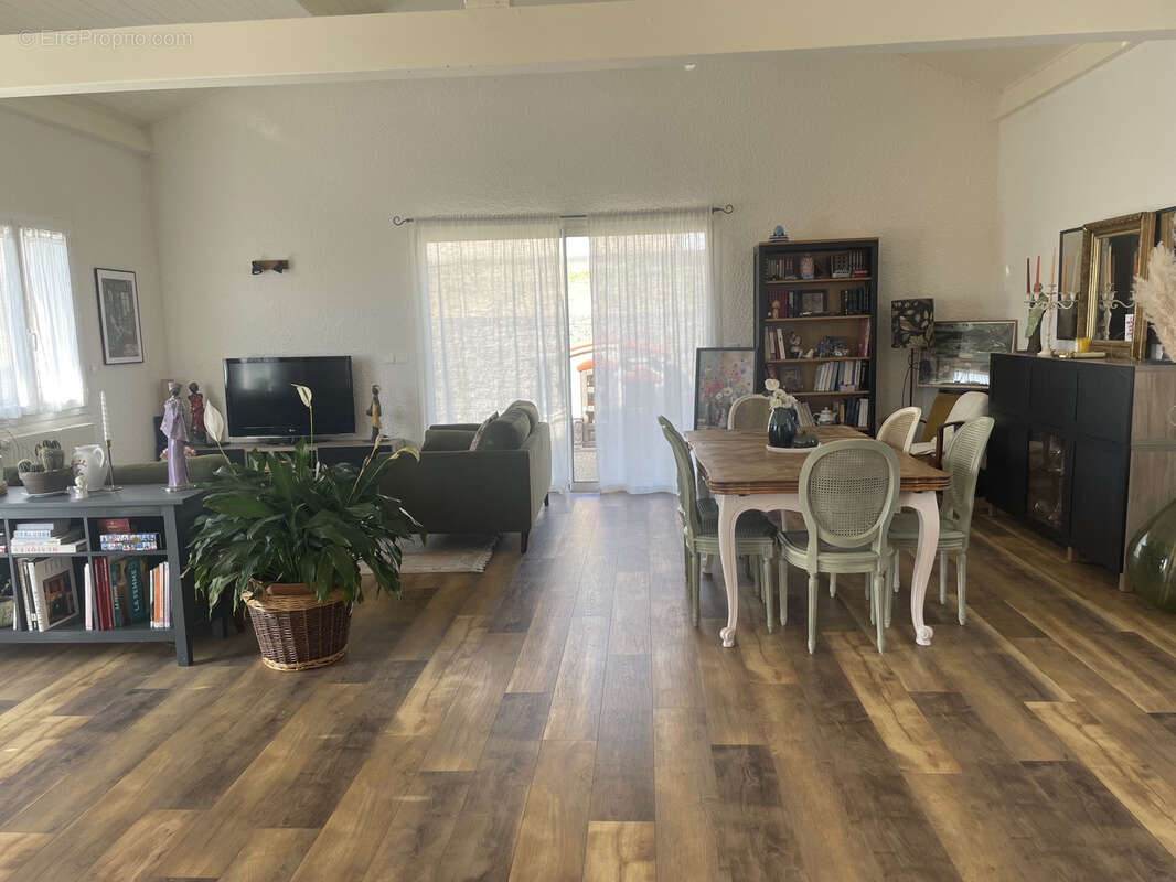 Villa proximite du centre - photo 11