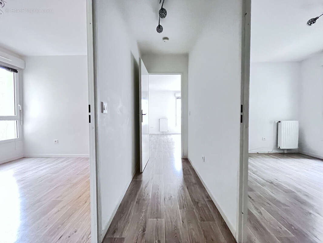 Appartement à LES LILAS