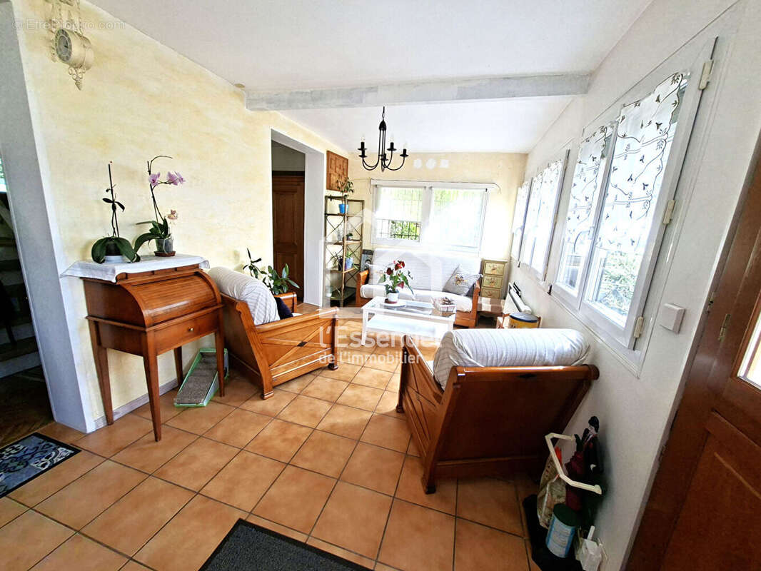 Maison à LES MUREAUX