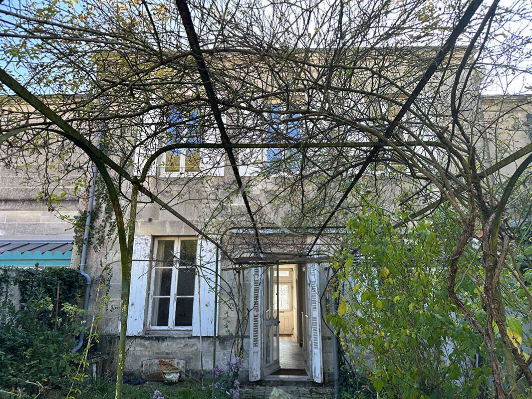 Maison à ROCHEFORT