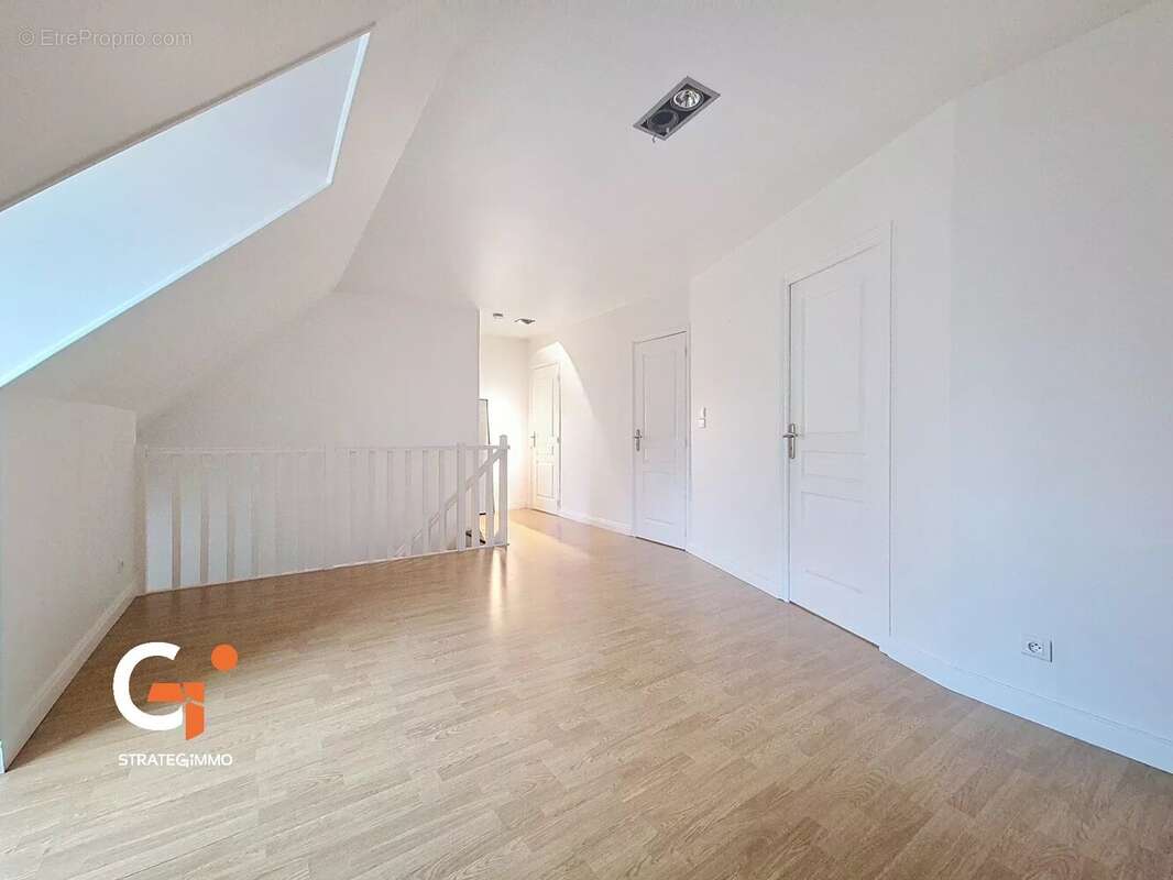 Maison à HONGUEMARE-GUENOUVILLE