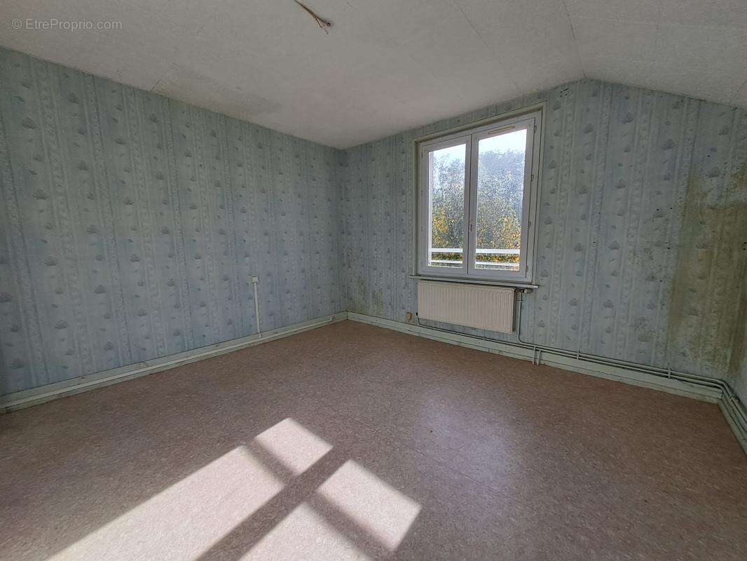 Appartement à COURCELLES-LES-LENS