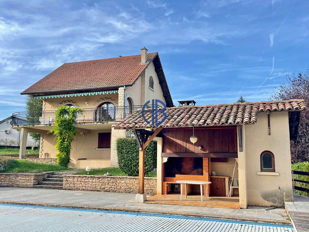 Maison à DOLOMIEU