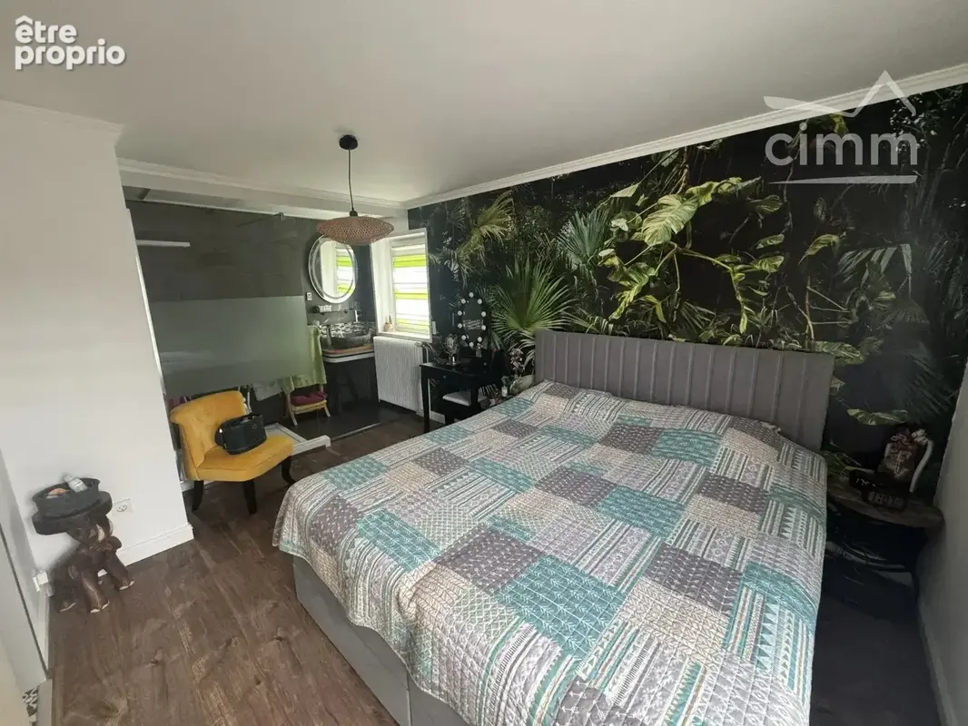 Maison individuelle avec garages et jardin - photo 3