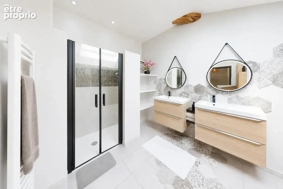 Maison de 9 pièces de 319 m² située à Bioule - photo 11