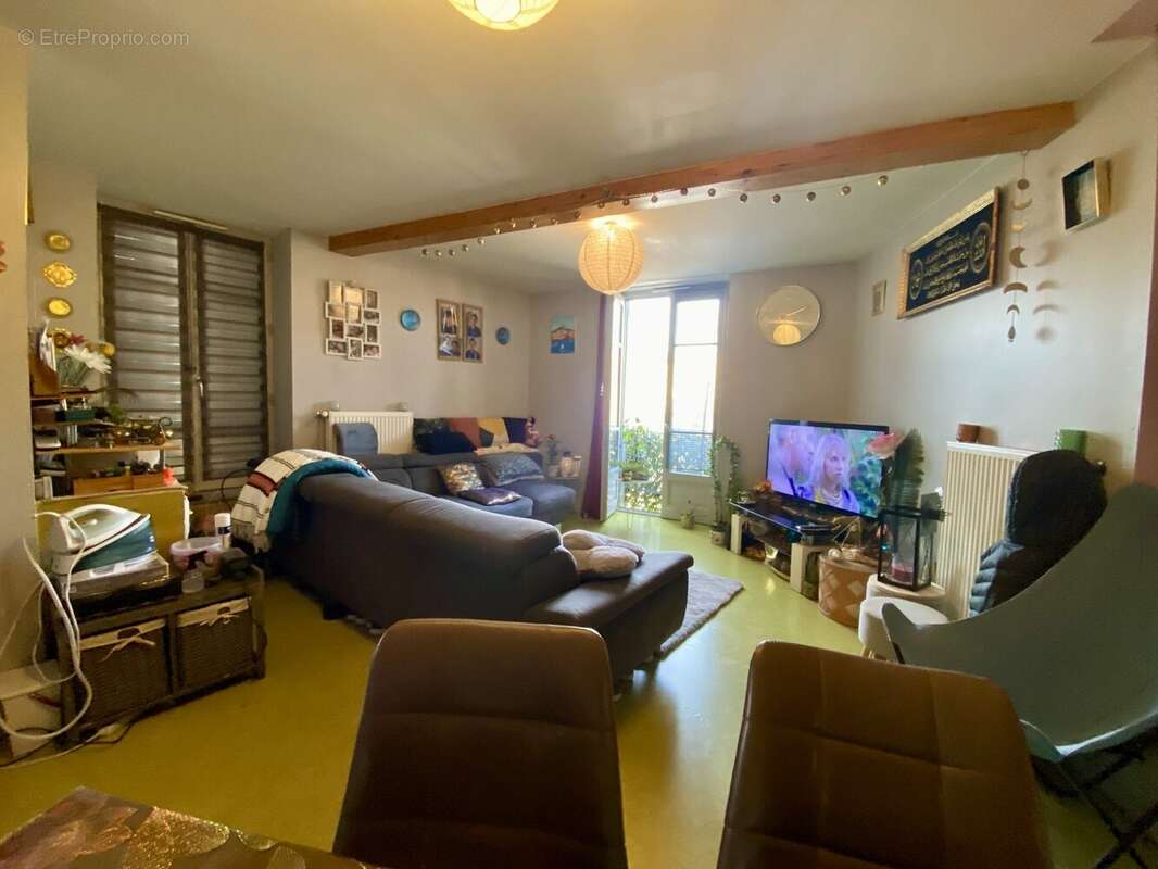Appartement à ROMANS-SUR-ISERE