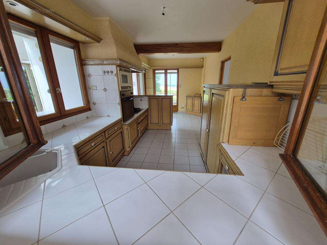 Maison Escalles 8 pièce(s) 228 m2 - photo 6