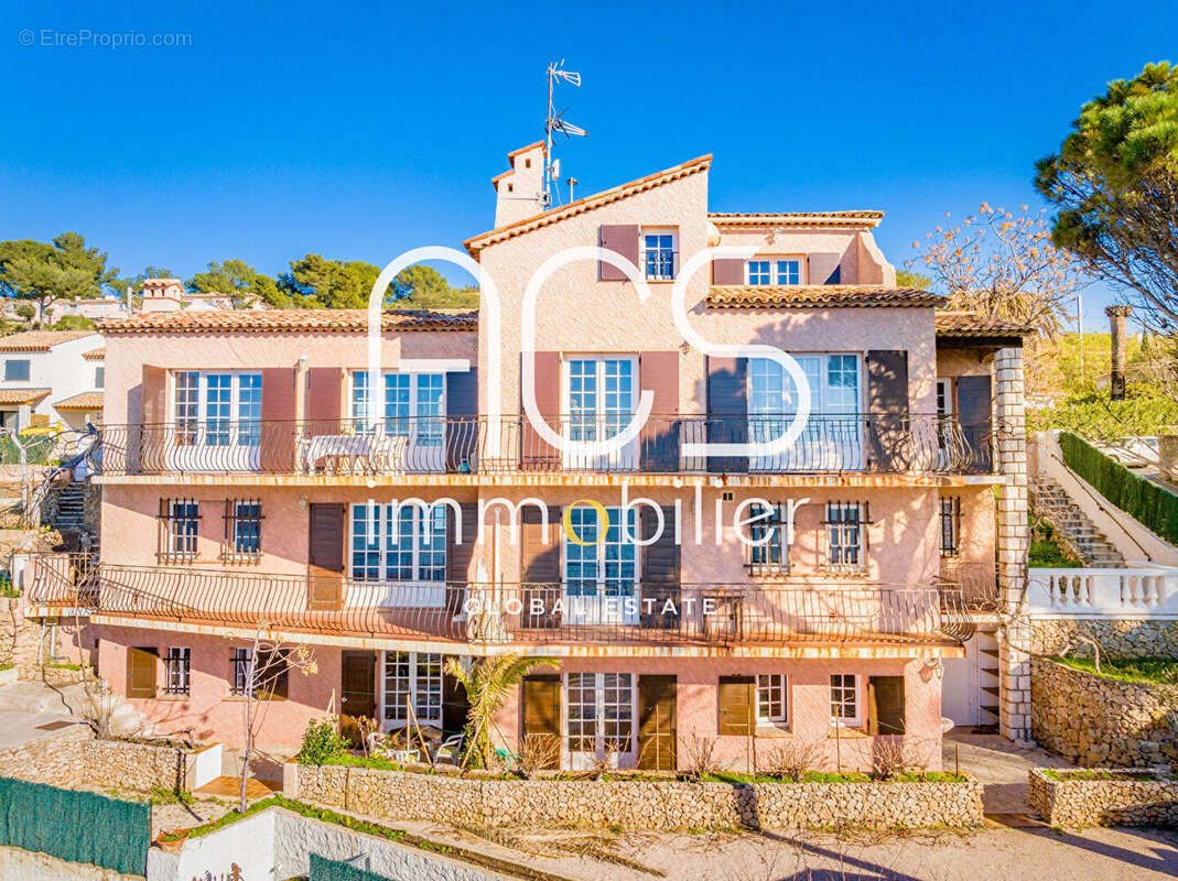 Maison à SAINT-RAPHAEL