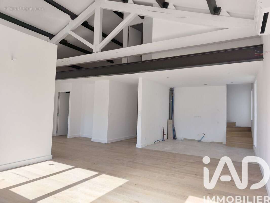 Photo 6 - Appartement à VILLENEUVE-LES-AVIGNON