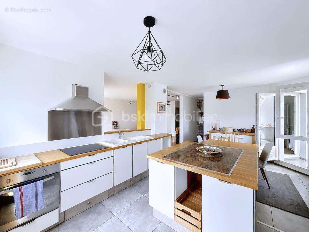 Appartement à ECHIROLLES