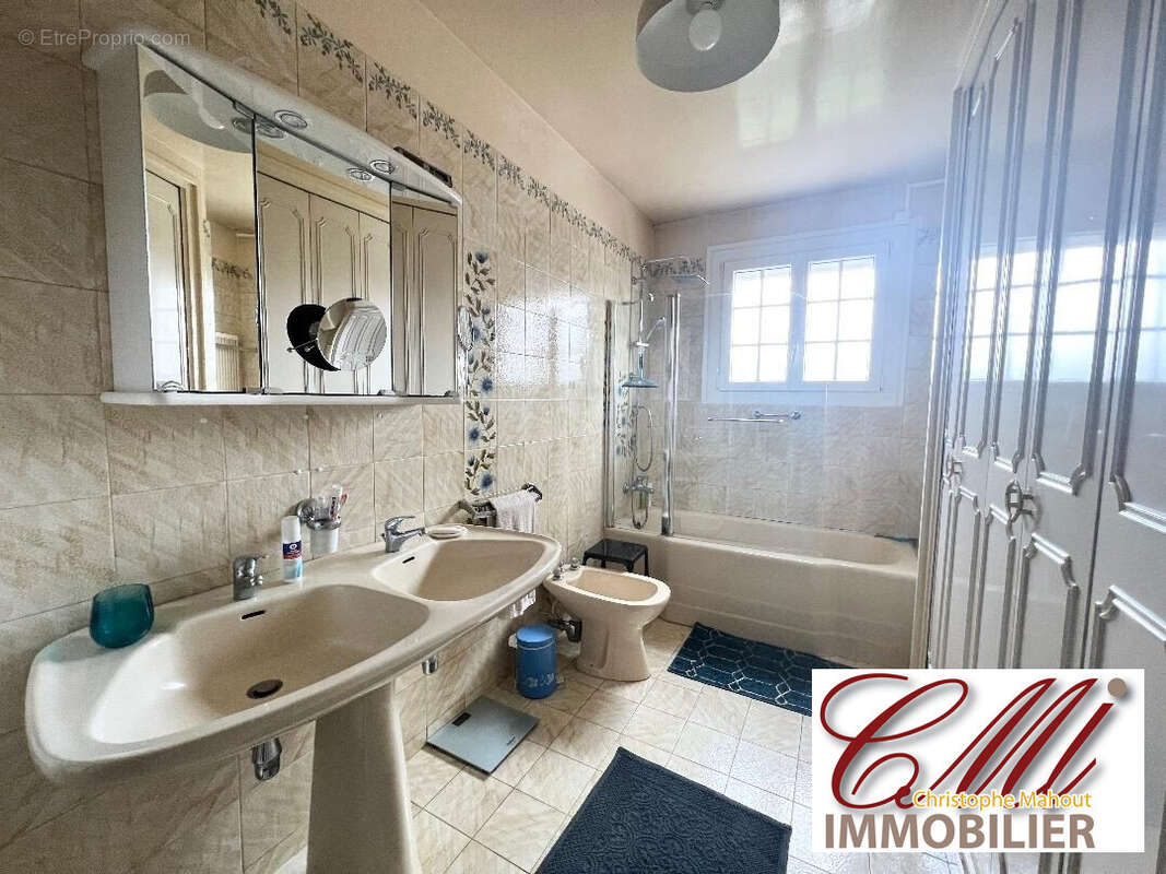 Maison à FRIGNICOURT