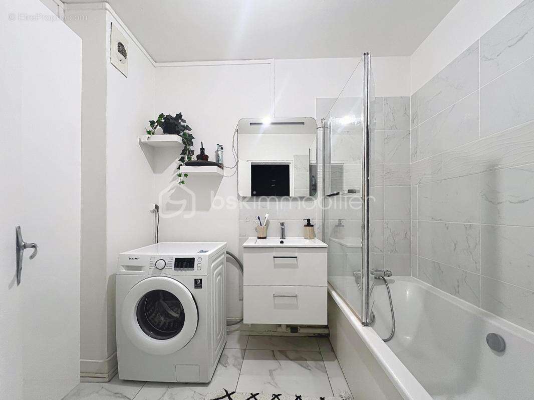 Appartement à CORBEIL-ESSONNES