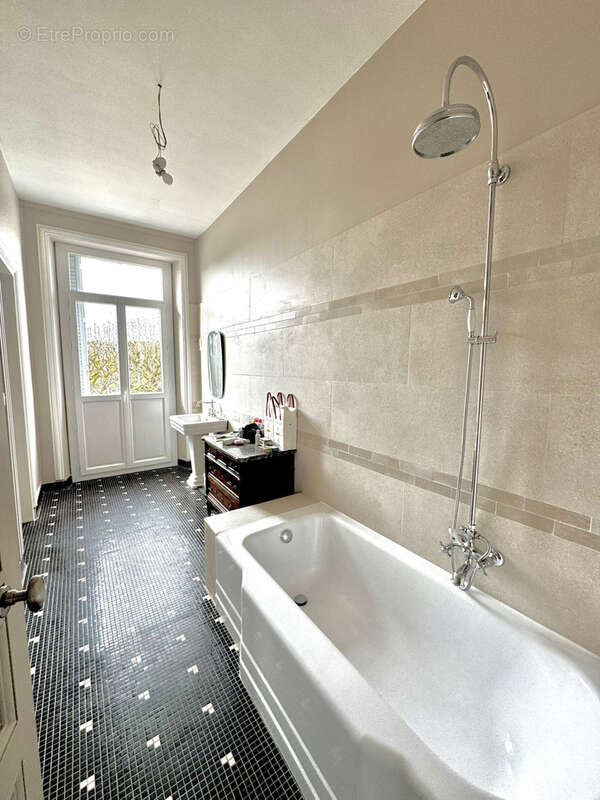 Maison à MILLY-LA-FORET