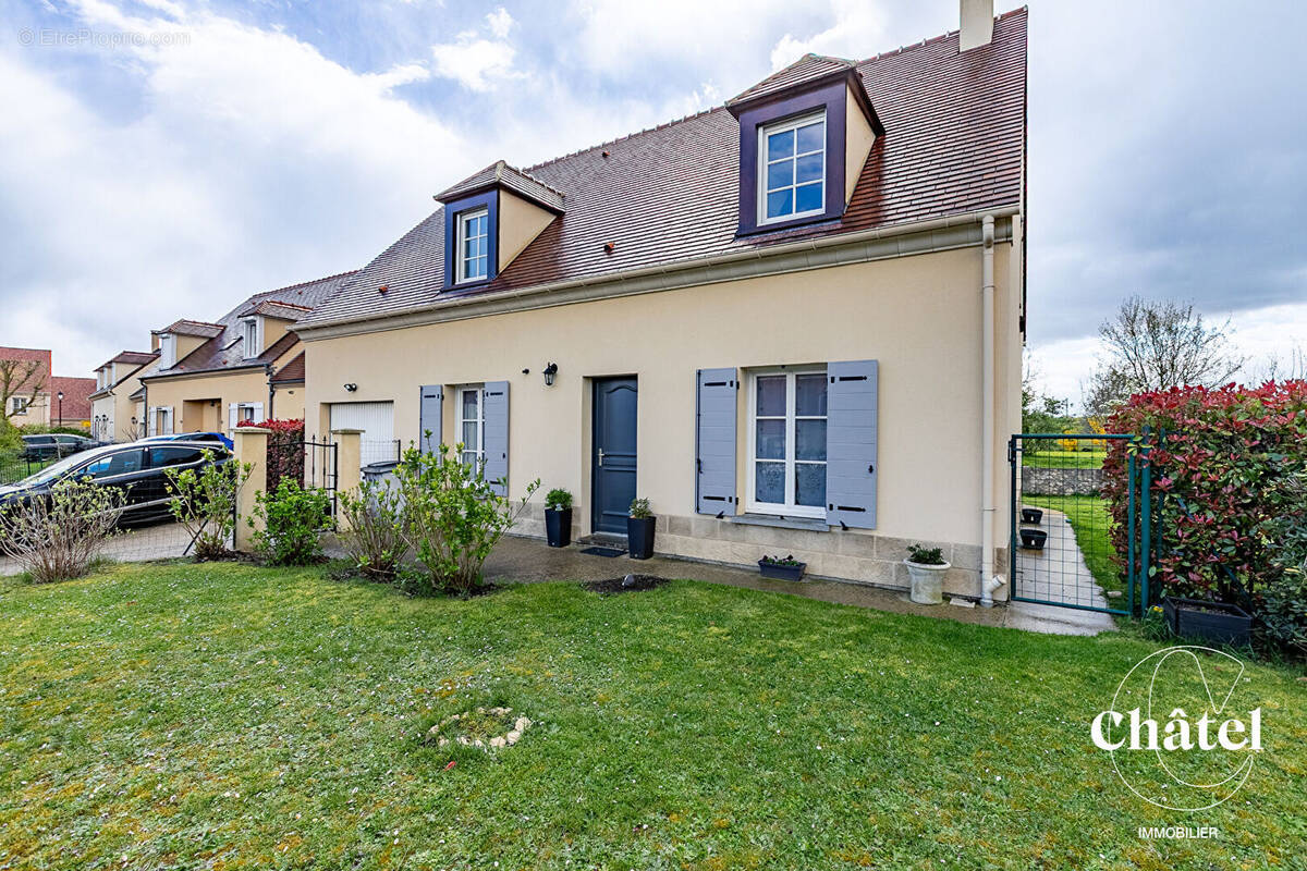 Maison à ORRY-LA-VILLE