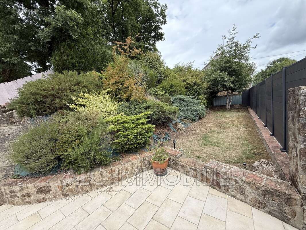 Maison à SAINT-PIERRE-DES-NIDS