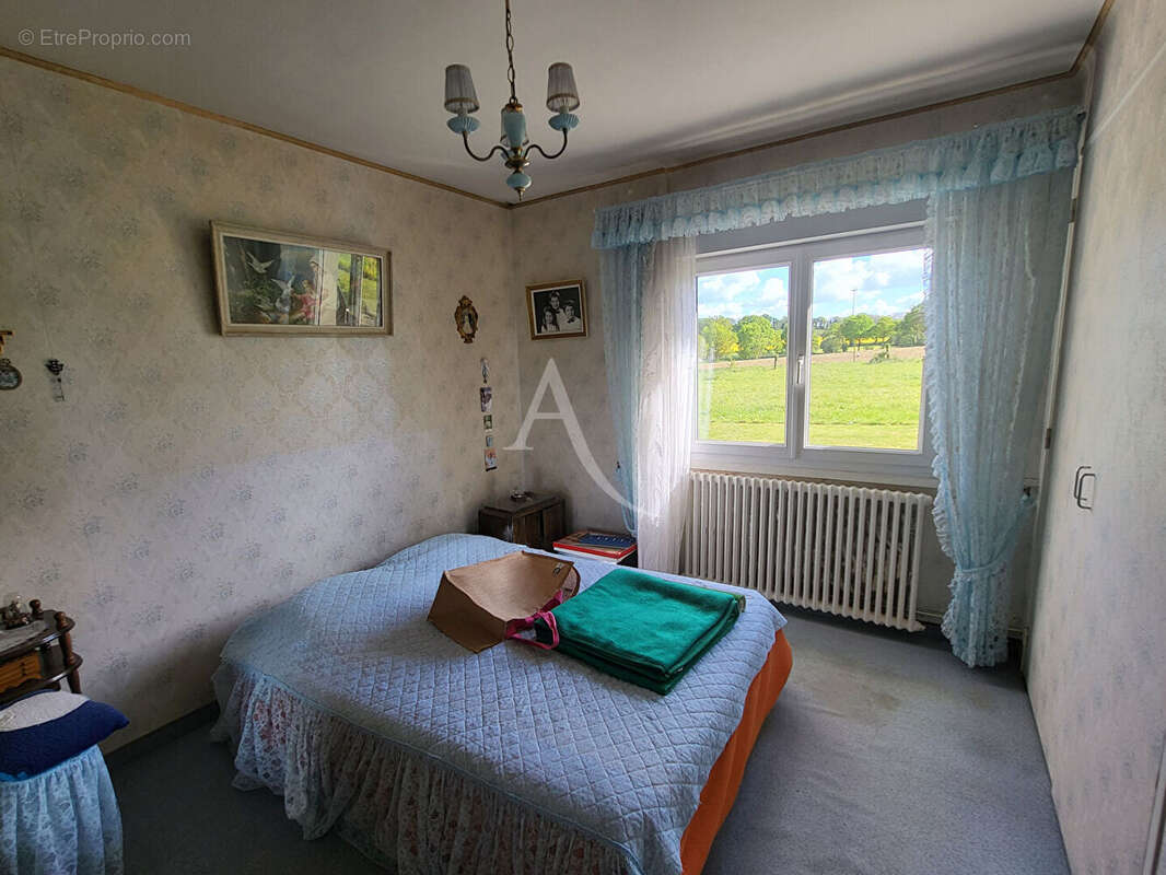 Maison à MARSAC-SUR-DON