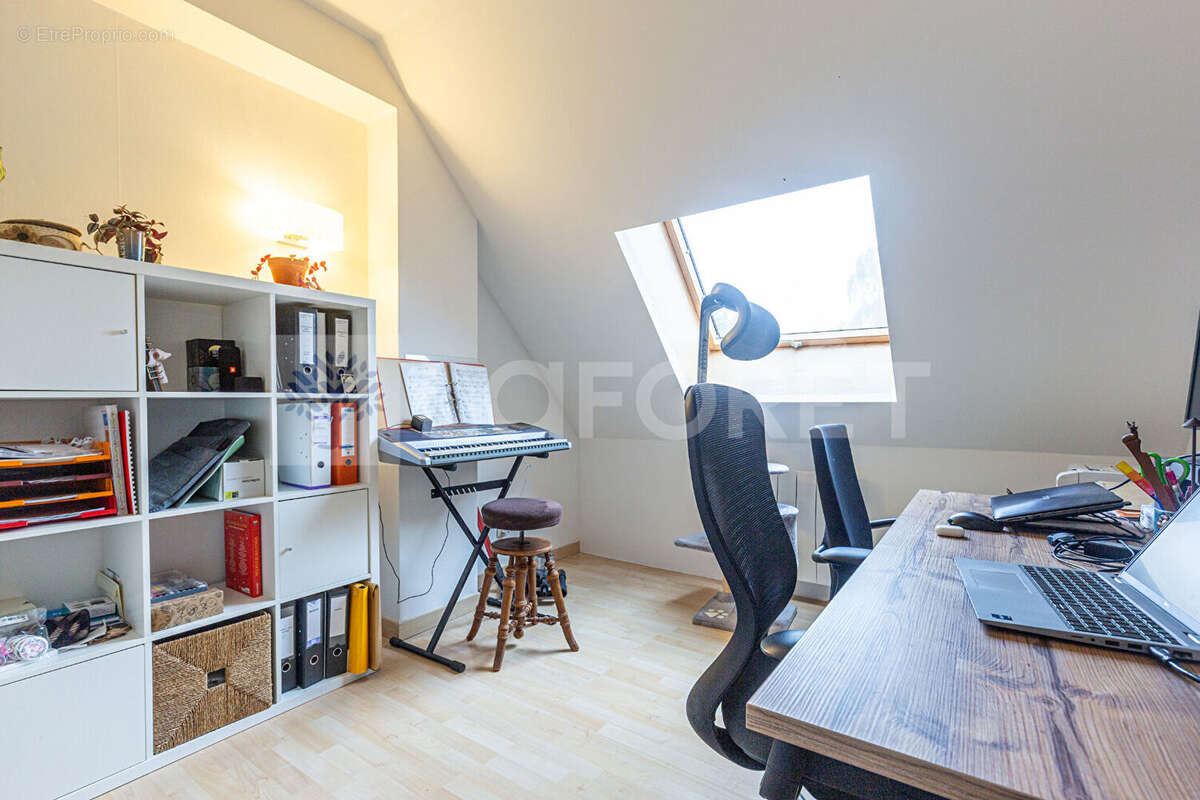 Appartement à POISY