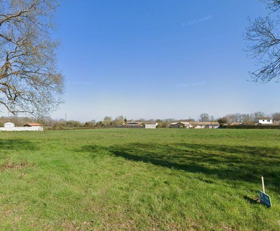 Terrain à GUJAN-MESTRAS