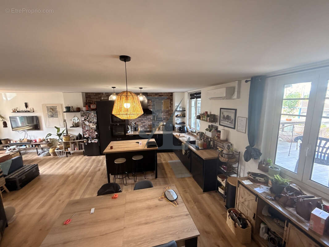 Appartement à PORTES-LES-VALENCE