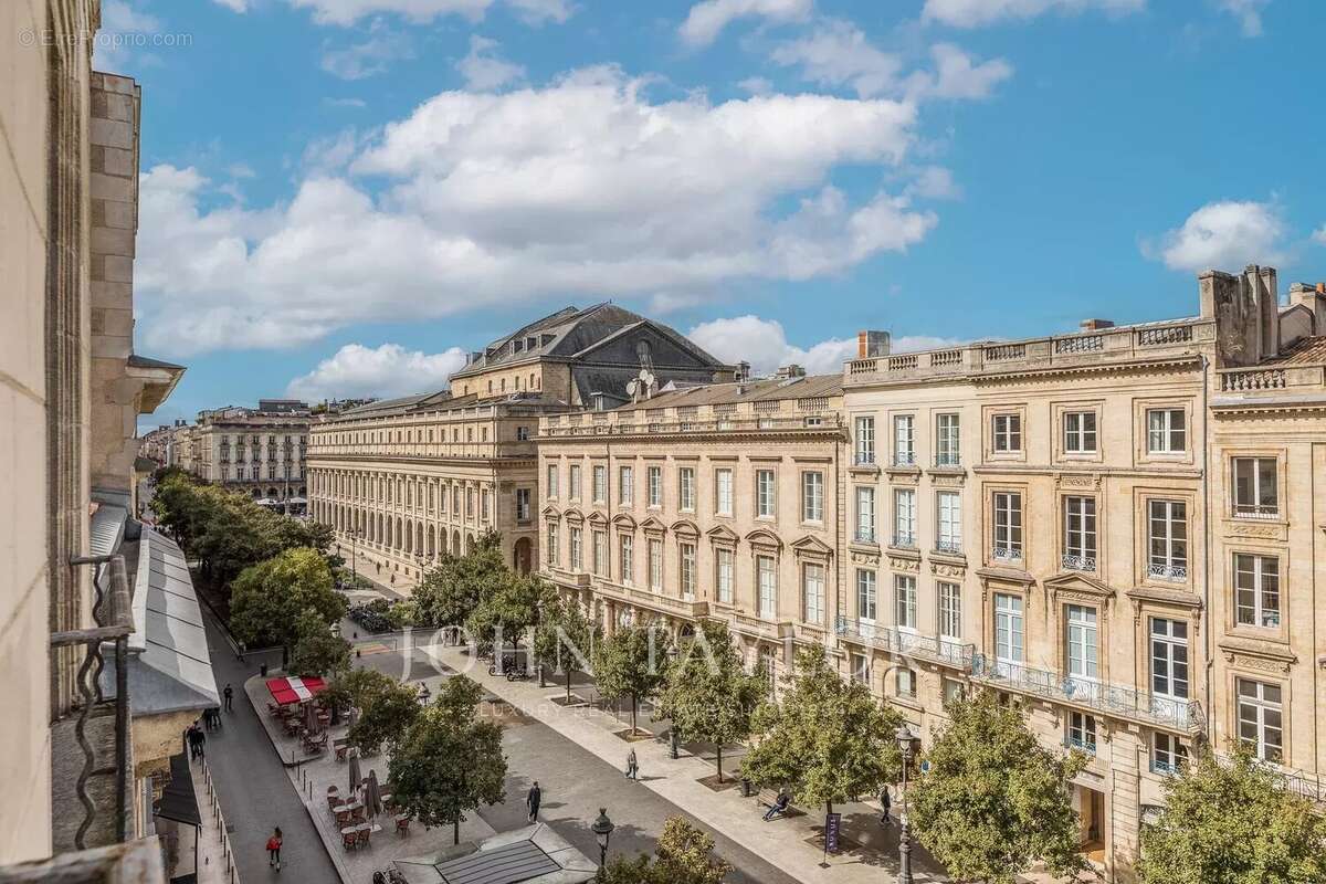 Appartement à BORDEAUX