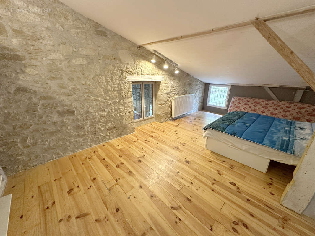 Maison à MONSEGUR