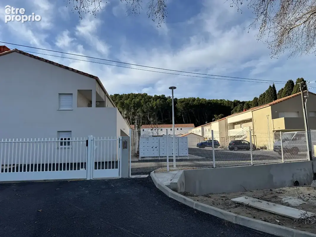 Villa T4 neuve à  Orgon en frais notariés réduits. - photo 2