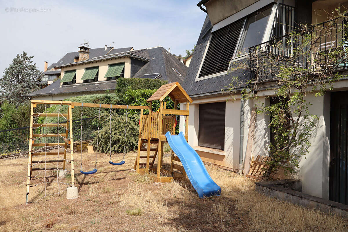 Charmante maison rénovée à Rodez - Calme, vue dégagée et grands volumes - photo 2