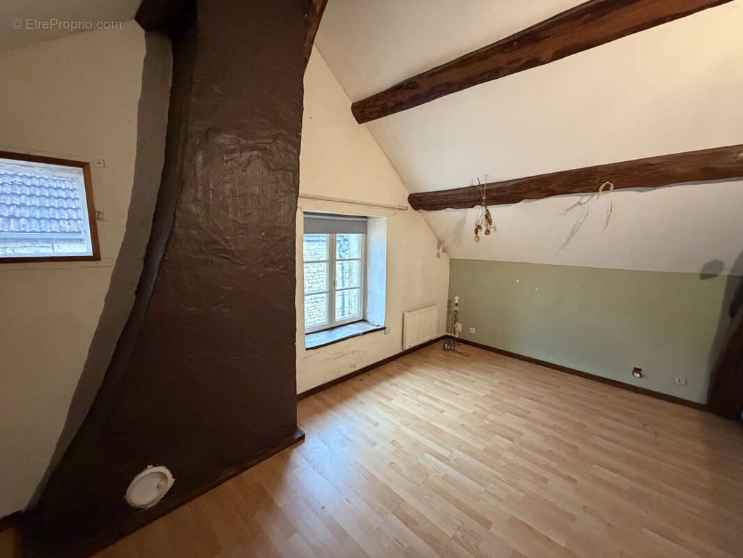 Maison à MONTBARD