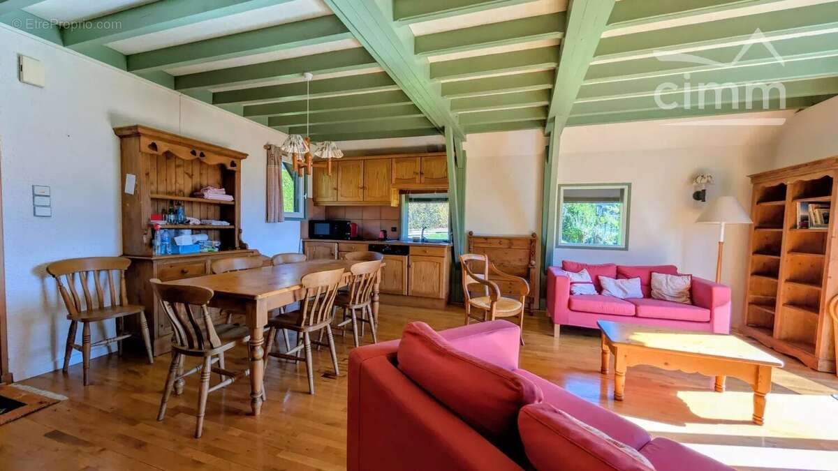 Maison à SAINT-PIERRE-DE-CHARTREUSE