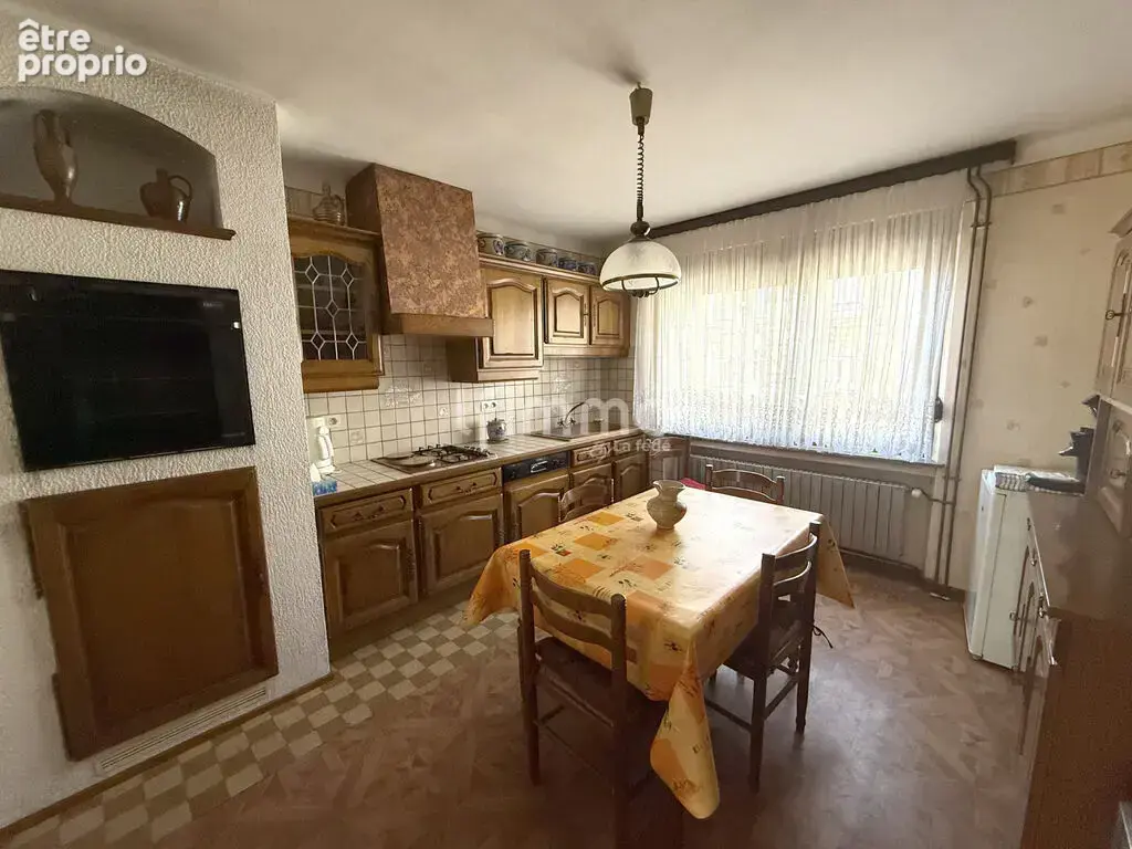 Vends à Brettnach une maison de village avec jardin - photo 2