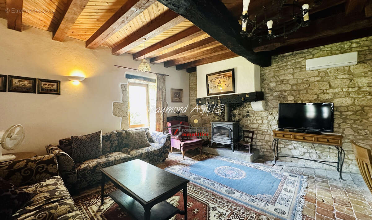 Charmante maison en pierre du XVIe siècle en Dordogne - photo 9