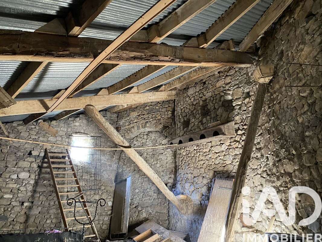 Photo 3 - Maison à VEYNES