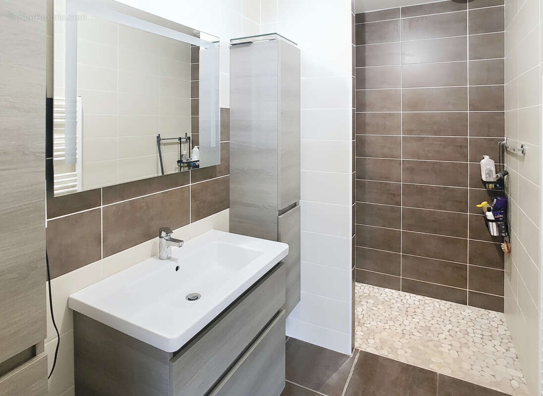 Maison à GOUVILLE-SUR-MER