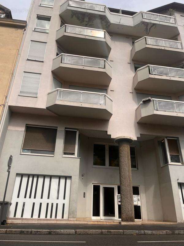 Appartement à SAINT-ETIENNE