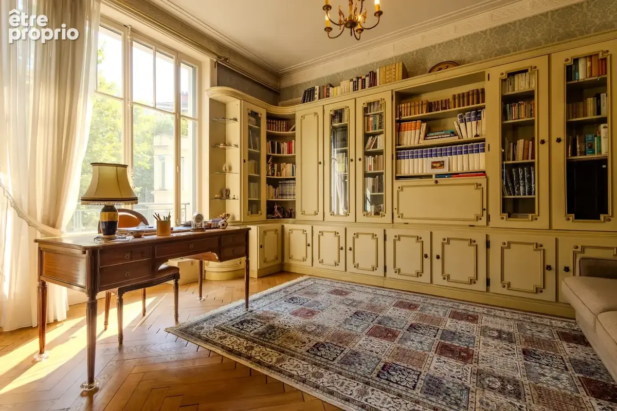 ***visite virtuelle disponible sur demande...lyon 6e…boulevard des belges…appartement bourgeois 193 m² à réinventer…balcon…ascen - photo 4