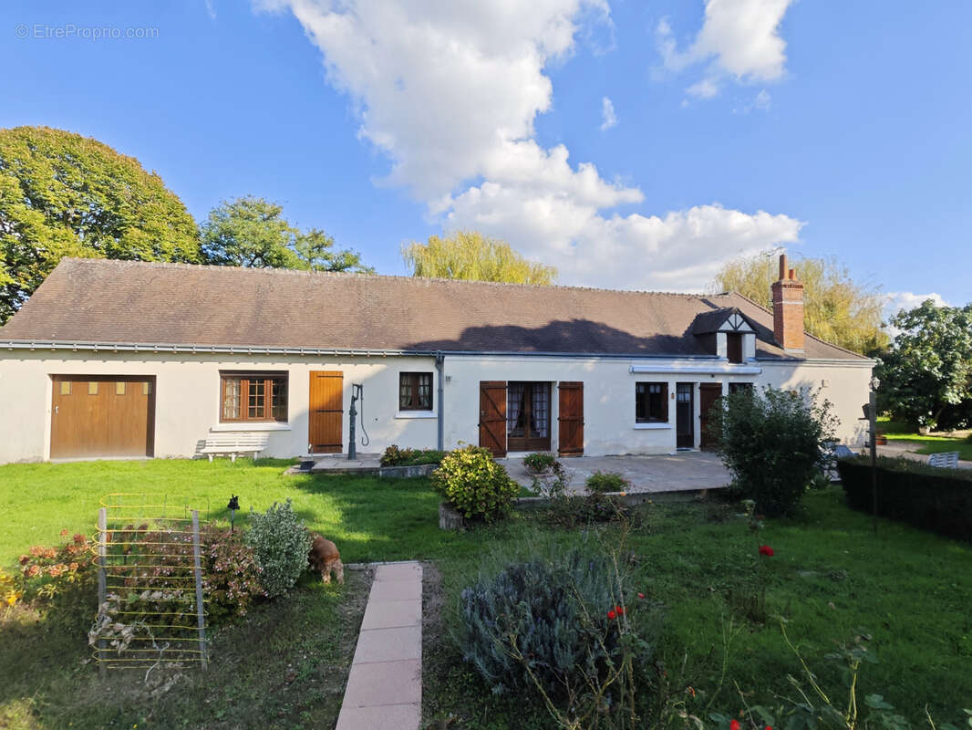 Maison à ATHEE-SUR-CHER