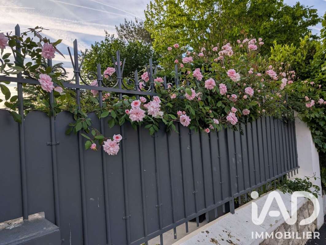 Maison 72 m² à Viry-Chatillon  - photo 2