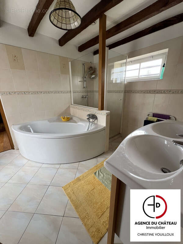 Maison à VIEILLES-MAISONS-SUR-JOUDRY