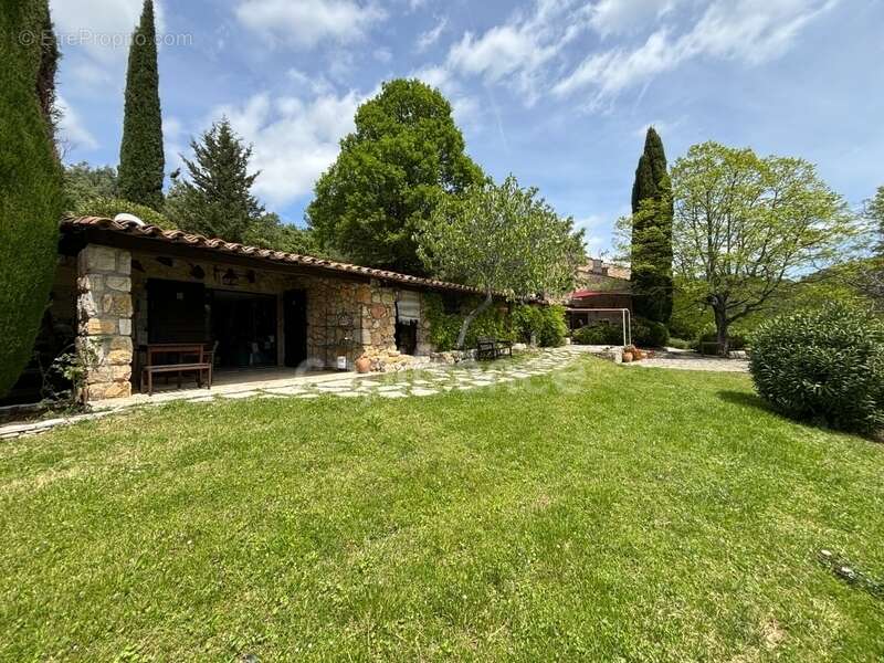 Maison à SEILLANS