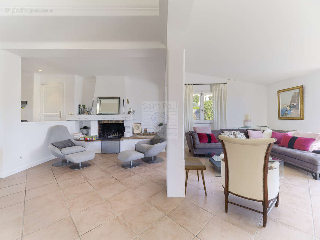 Maison à LA COLLE-SUR-LOUP